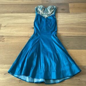 Milano Formals Teal Beaded Mermaid Formal Dress Size 8